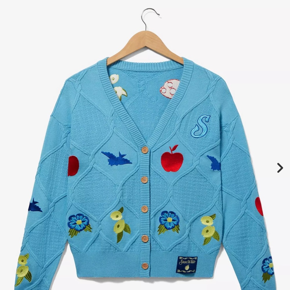 BoxLunch Snow White Disney Cardigan